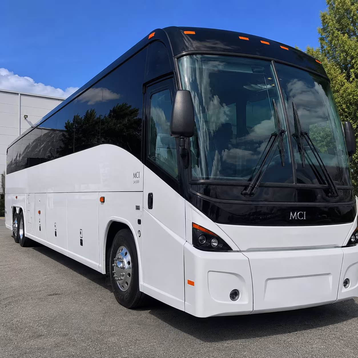 charter bus transfers between north port and macdill air force base
